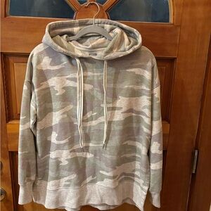 Aerie Camouflage Hoodie in Green and Tan